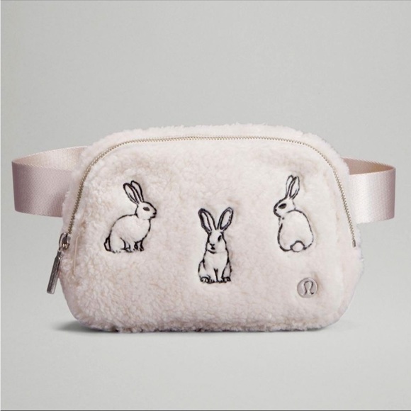 Lululemon Fleece Lunar New Year Everywhere Belt Bag Year of the Rabbit - Picture 1 of 9